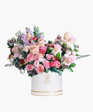 radiant flower box arrangement online flower delivery Dubai and Abu Dhabi