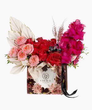 rose glow bag arrangement online flower delivery Dubai and Abu Dhabi