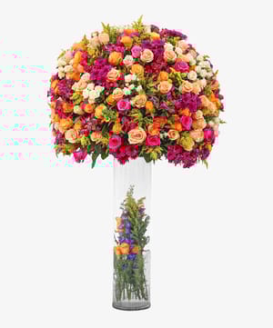 grand rose medley luxury online flower delivery Dubai and Abu Dhabi