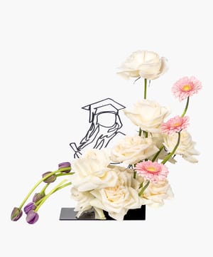 minimalist grad flowers graduation flowers online flower delivery Dubai and Abu Dhabi