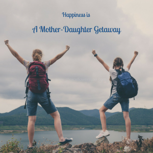 mother daughter travelling