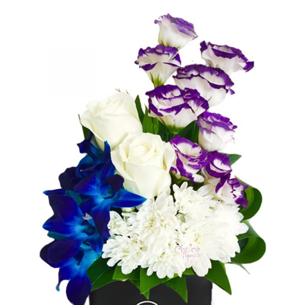 Rose and Lisianthus with Orchid in zoom 1