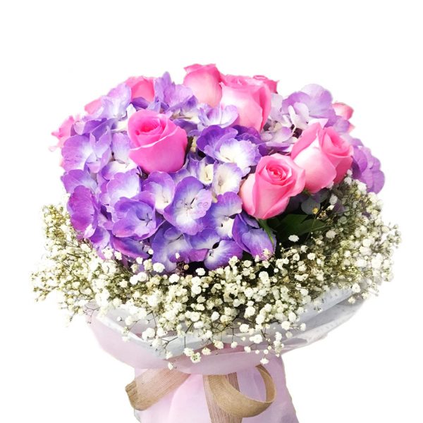 Hydrangea and Rose Hand Bouquet Zoom 1