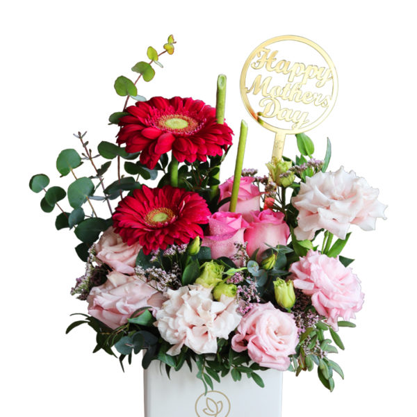 UAE Mother's Day Special in White Vase - Zoom 1