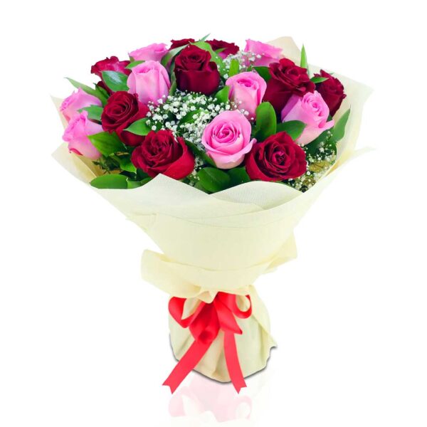 Mixed-pink-and-red-bouquet