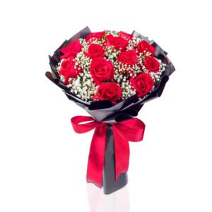 Red-rose-and-gypsophilia