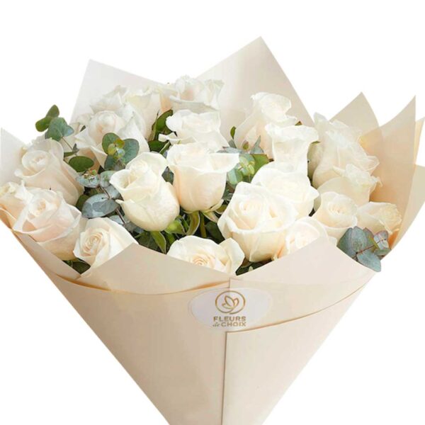 25-white-rose-bouquet-2