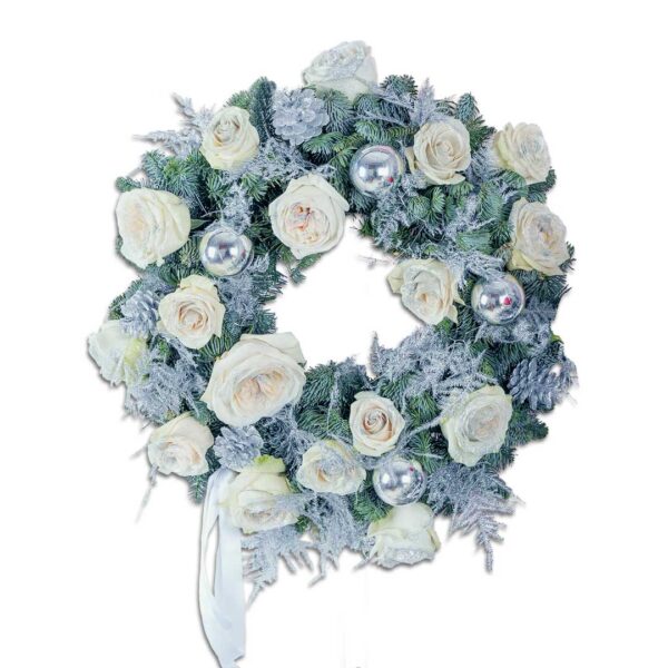 White Flower Xmas Wreath