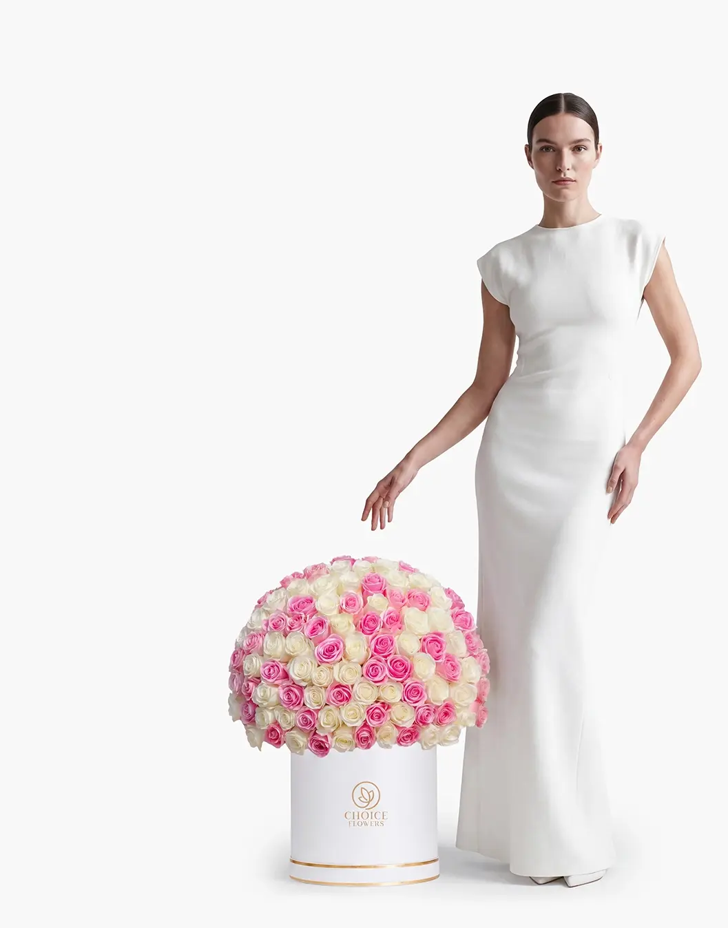 blush pearl box luxury flowers online flower delivery Dubai and Abu Dhabi