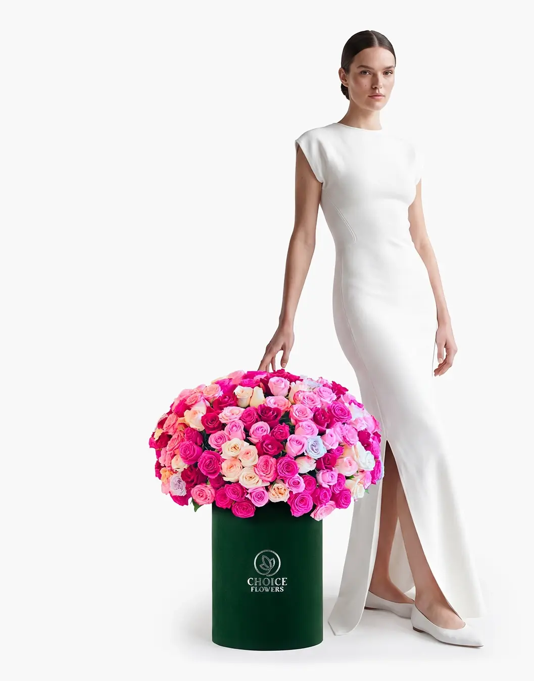 rose showcase box luxury flowers online flower delivery Dubai and Abu Dhabi