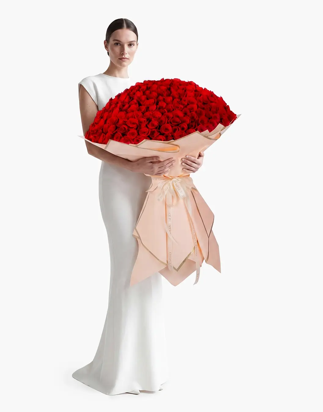 bunch of love luxury flowers online flower delivery Dubai and Abu Dhabi
